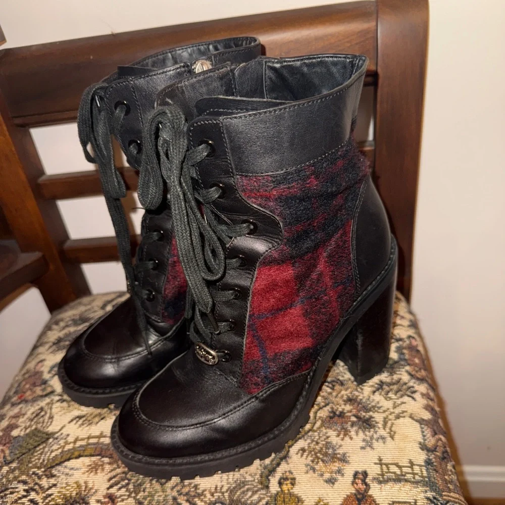 Coach Hartley Plaid Lace-Up Booties Black Leather & Red Wool Ankle Boots 7B